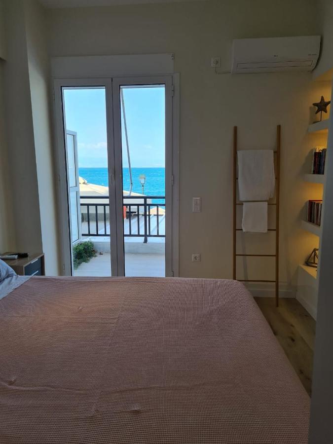 Apartamento Grace Seaside Loutráki Exterior foto