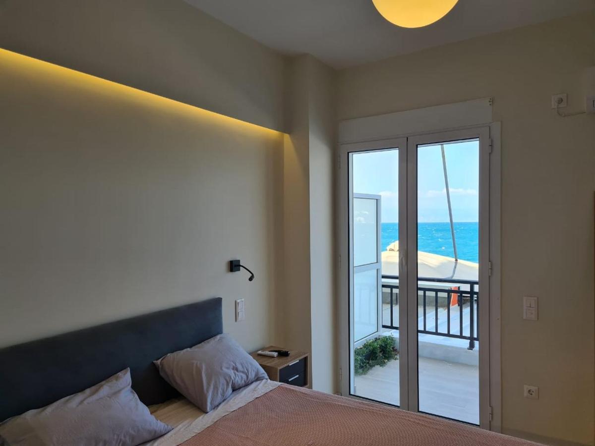 Apartamento Grace Seaside Loutráki Exterior foto